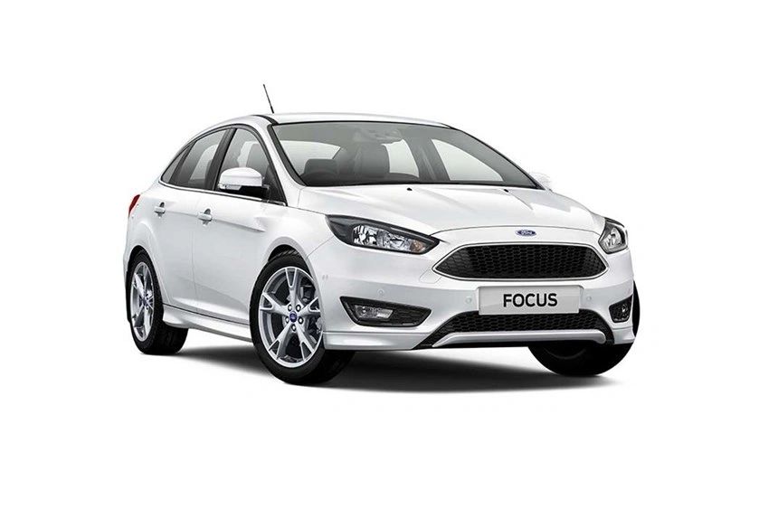 Ford Focus 2019 white